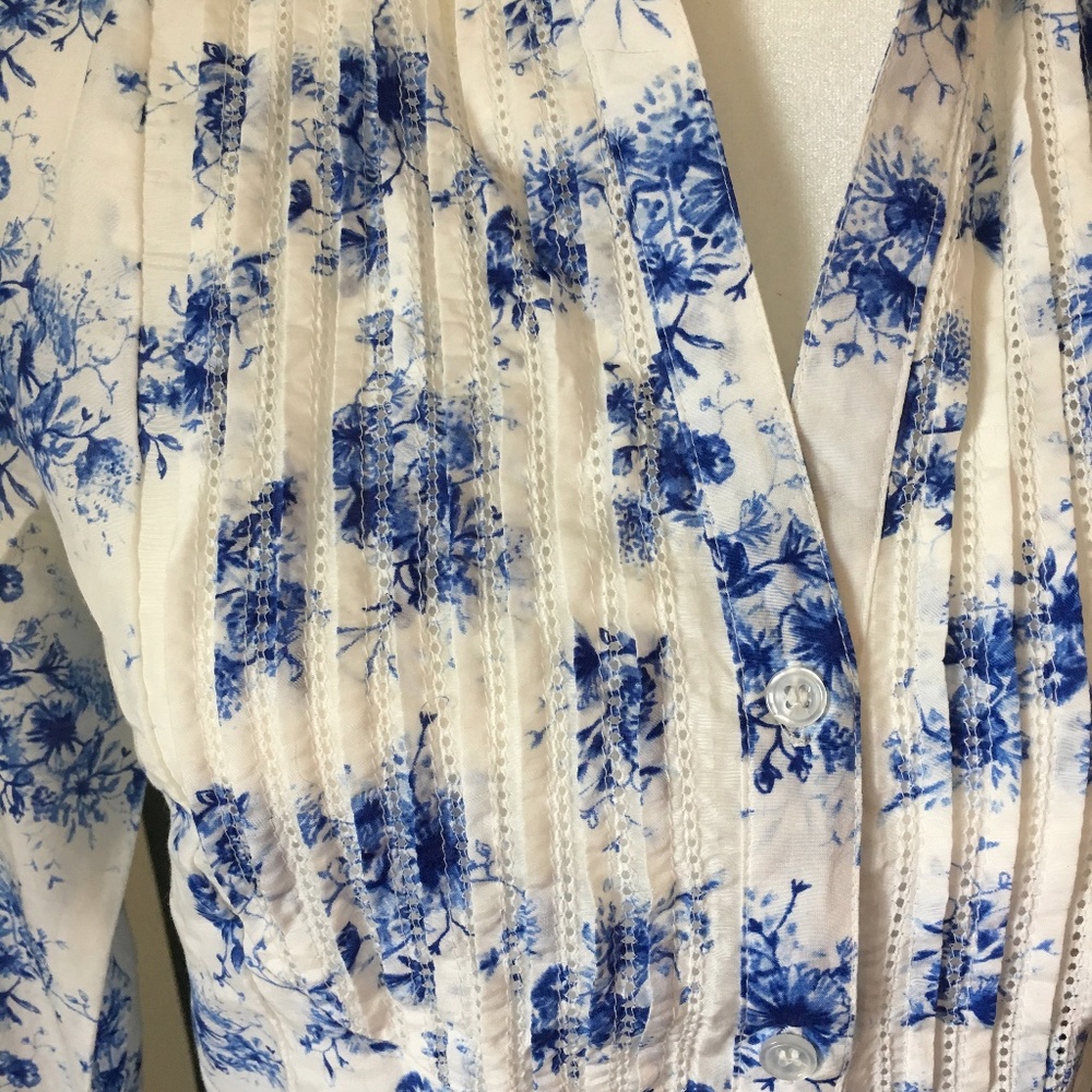 Blue Floral Button Up - Picture 2 of 6